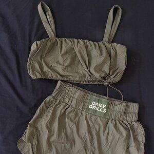 Daily Drills Bounce Set - Bubble Top and Bounce Shorts w patch on front - LODGE